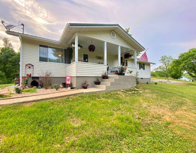 54 Tyler Mountain Dr, Gassaway, WV 26624 (Sold MyStateMLS Listing