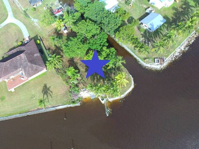 1332 Chokoloskee Drive, Chokoloskee, FL 34138