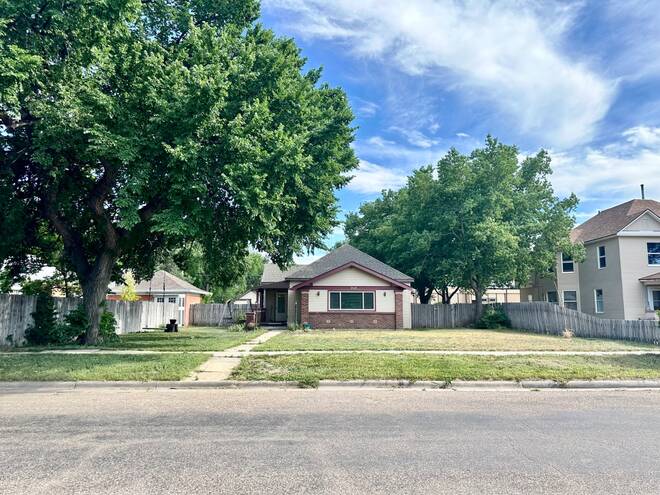 【116冊】GA HOUSES 14～129 Real Estate & Homes for Sale near Lucy Craft Laney High