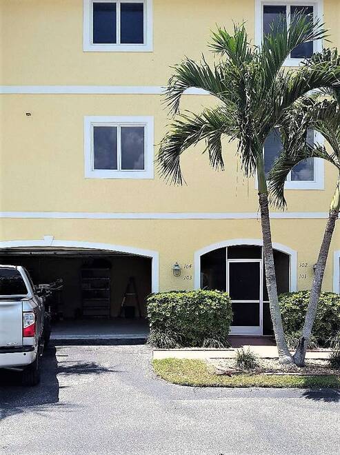 301 S. Copeland Ave., #104, Everglades City, FL 34139