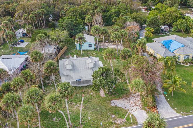 7009 S Indian River Drive, Fort Pierce, FL 34982