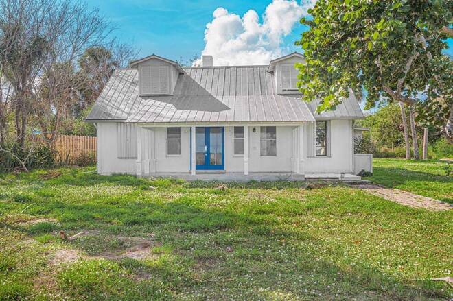 7009 S Indian River Drive, Fort Pierce, FL 34982
