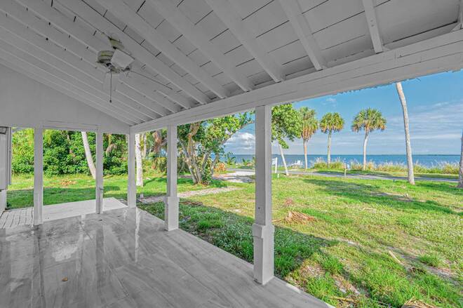 7009 S Indian River Drive, Fort Pierce, FL 34982