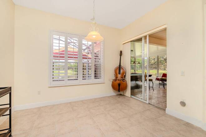 537 Montage Ln, Poinciana, FL 34759