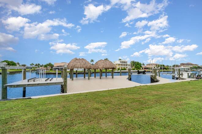 2208 SE 27th Street, Cape Coral, FL 33904
