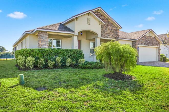 58 Eagle Lake Dr, Flagler Beach, FL 32136