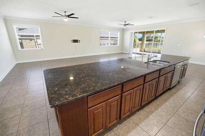 58 Eagle Lake Dr, Flagler Beach, FL 32136