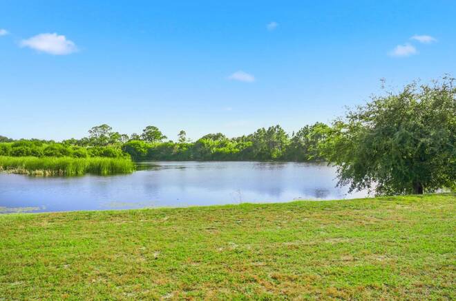 58 Eagle Lake Dr, Flagler Beach, FL 32136