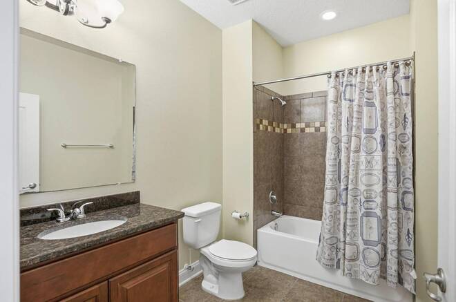 58 Eagle Lake Dr, Flagler Beach, FL 32136