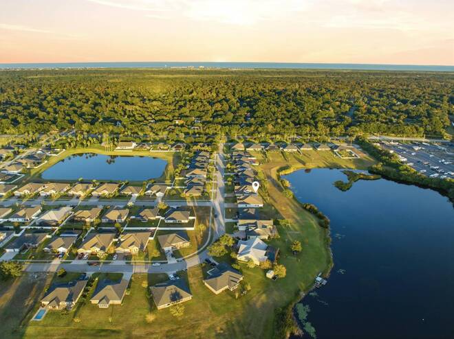 58 Eagle Lake Dr, Flagler Beach, FL 32136