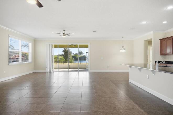 58 Eagle Lake Dr, Flagler Beach, FL 32136