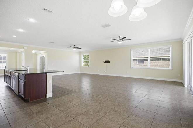 58 Eagle Lake Dr, Flagler Beach, FL 32136