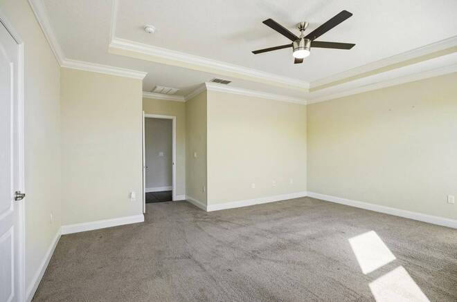 58 Eagle Lake Dr, Flagler Beach, FL 32136