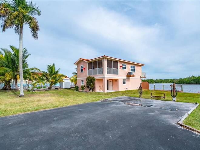 000 Collier Ave., EVERGLADES CITY, FL, FL 34139