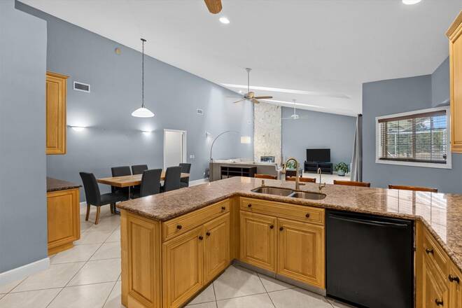 10969 S Dogwood Trl, Jupiter, FL 33478
