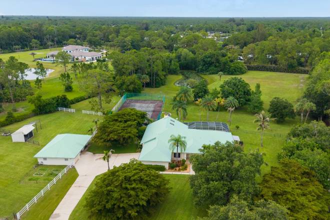 10969 S Dogwood Trl, Jupiter, FL 33478