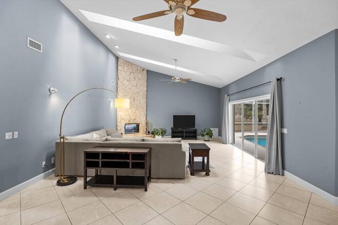 10969 S Dogwood Trl, Jupiter, FL 33478
