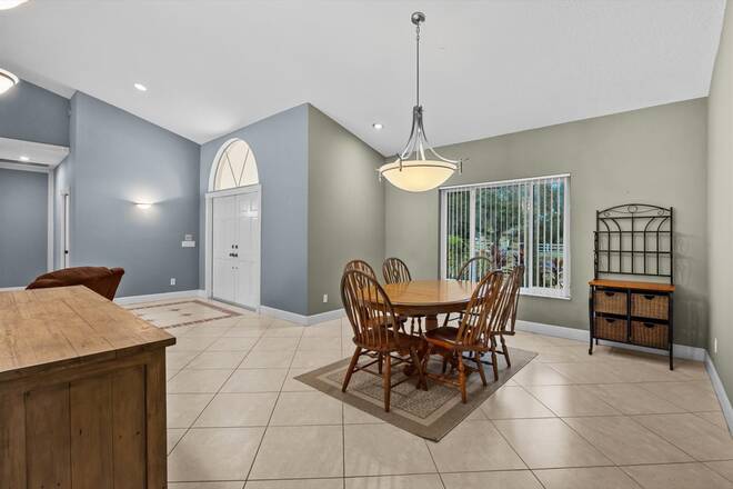 10969 S Dogwood Trl, Jupiter, FL 33478