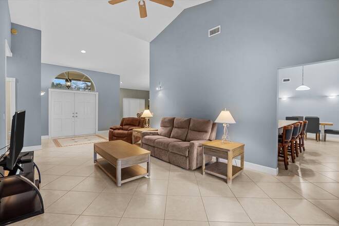 10969 S Dogwood Trl, Jupiter, FL 33478