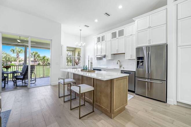 630 Lalique Cir, #506, Naples, FL 34119