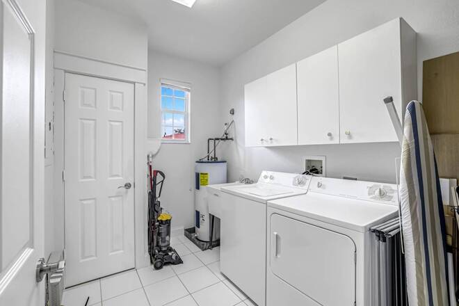 630 Lalique Cir, #506, Naples, FL 34119