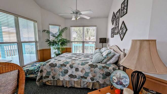 71 11th Ave West, Horseshoe Beach, FL 32648