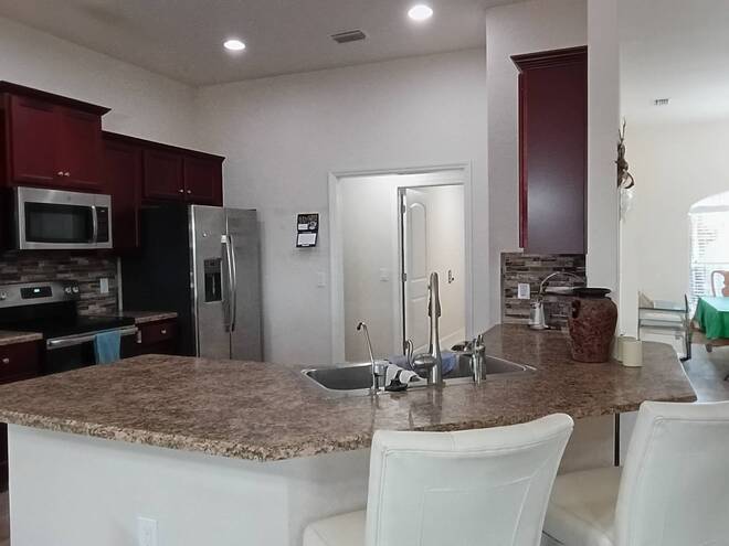 1426 NE 5th Pl, Cape Coral, FL 33909