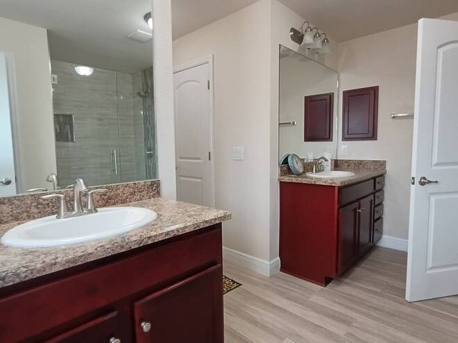 1426 NE 5th Pl, Cape Coral, FL 33909