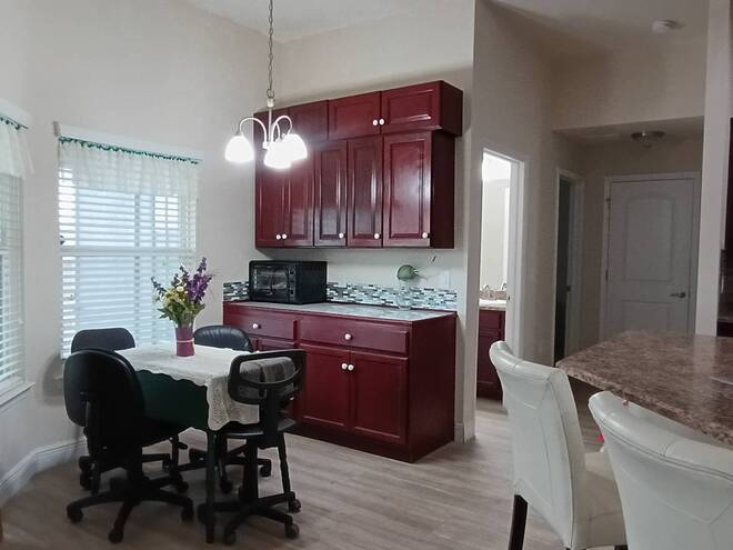 1426 NE 5th Pl, Cape Coral, FL 33909