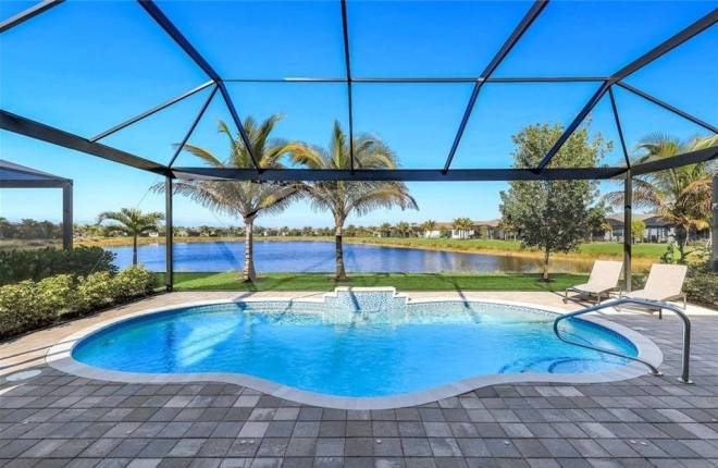 11966 Gardenia Ave, Naples, FL 34120