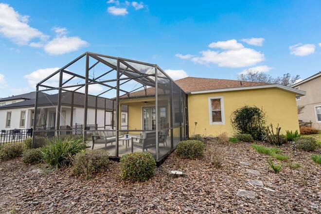 33719 Terragona Dr, Sorrento, FL 32776