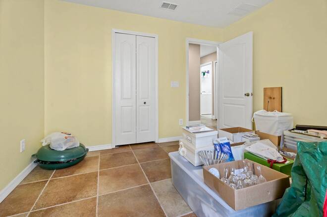 33719 Terragona Dr, Sorrento, FL 32776