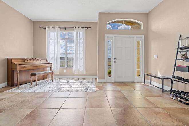 33719 Terragona Dr, Sorrento, FL 32776