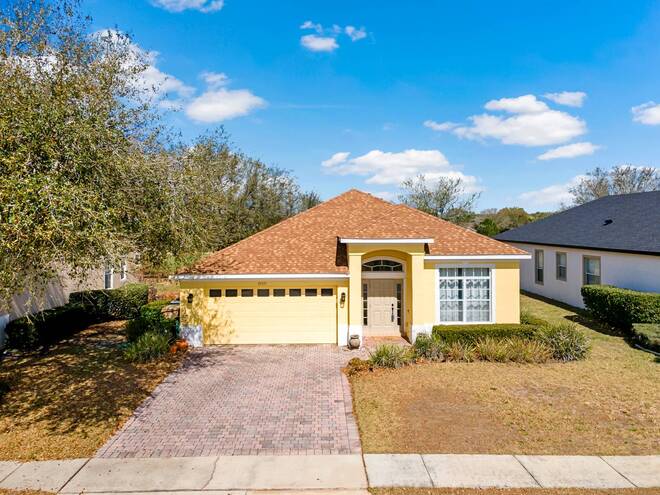 33719 Terragona Dr, Sorrento, FL 32776