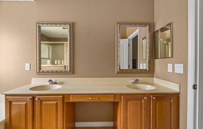 33719 Terragona Dr, Sorrento, FL 32776