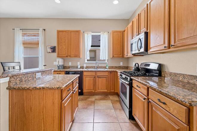 33719 Terragona Dr, Sorrento, FL 32776
