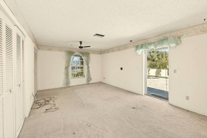 205 Gulf Blvd, Belleair Beach, FL 33786