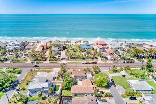 205 Gulf Blvd, Belleair Beach, FL 33786