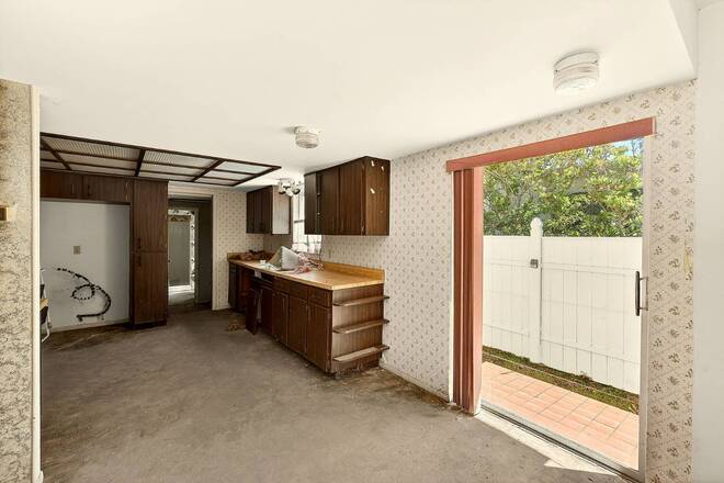 205 Gulf Blvd, Belleair Beach, FL 33786