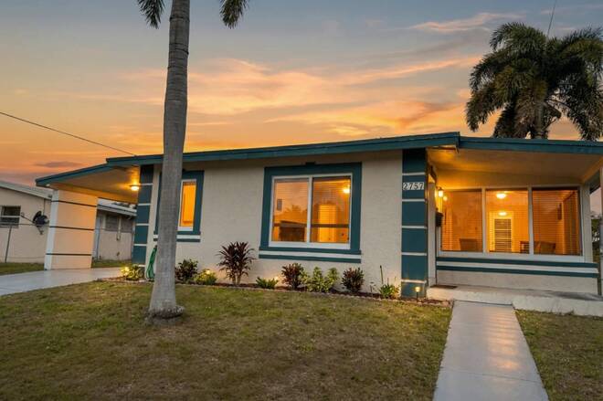 2757 SW 7th Street