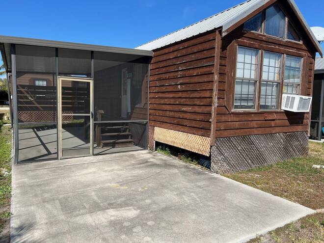875 & 901 Copeland Ave S, Everglades City, FL 34139