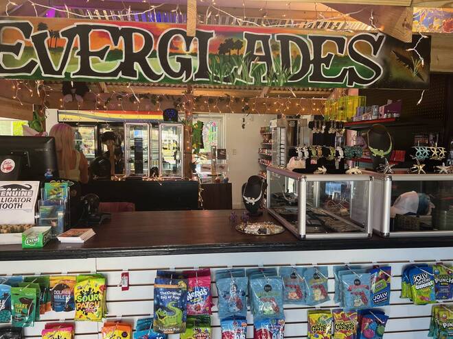 875 & 901 Copeland Ave S, Everglades City, FL 34139