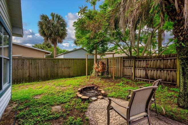 108 N. Bristol Circle, Sanford, FL 32773