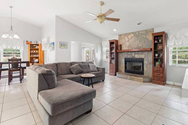 5910  Bella Rd.,, Parrish, FL 34219