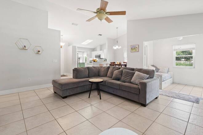 5910  Bella Rd.,, Parrish, FL 34219