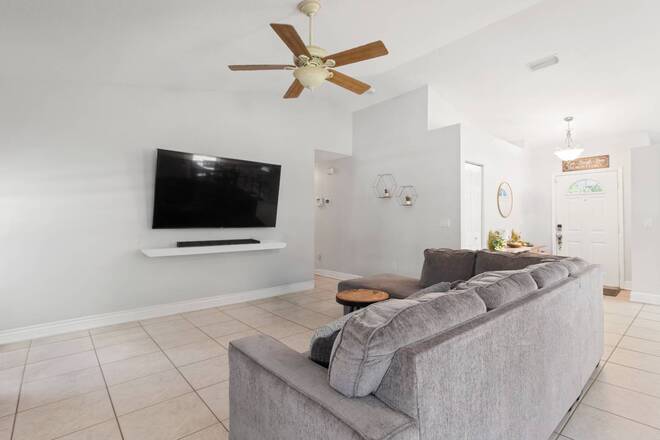 5910  Bella Rd.,, Parrish, FL 34219