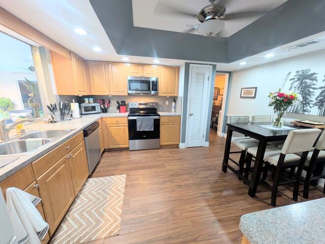 5115 Adams St, Hollywood, FL 33021