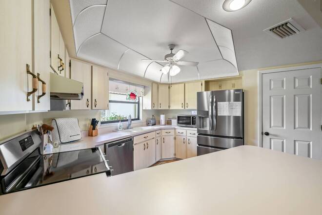 109 Citrus Rd NE, Lake Placid, FL 33852