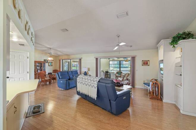 109 Citrus Rd NE, Lake Placid, FL 33852