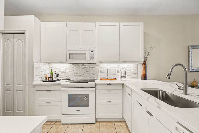 1935 Morning Sun Ln #F29, Naples, FL 34119